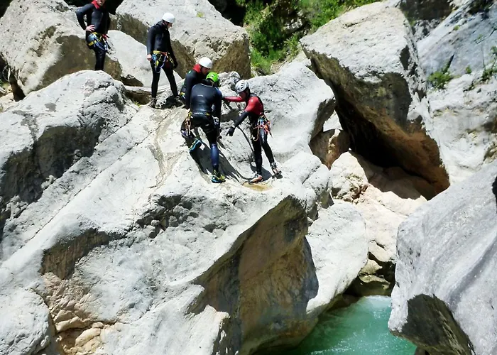 Hostel Tantaka - Meleses Radiquero