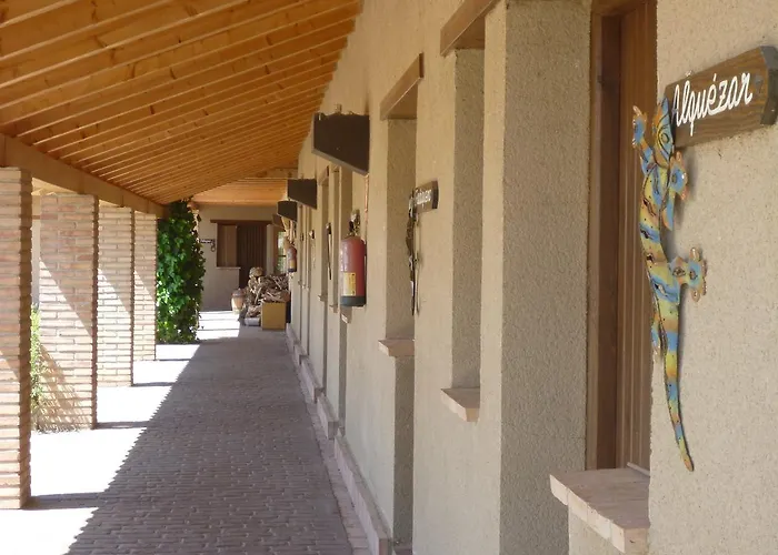 Tantaka - Meleses Hostel