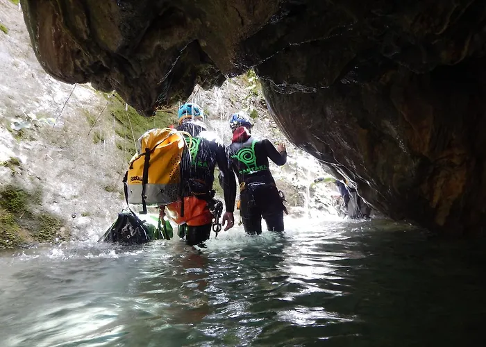 Hostel Tantaka - Meleses Radiquero